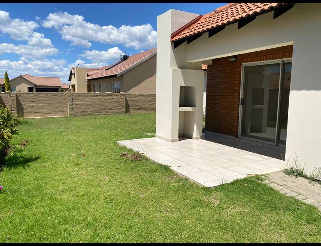 3 BEDROOM HOUSE FOR SALE IN WATERKLOOF EAST